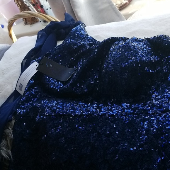 New never worn long maxi - Picture 4 of 9